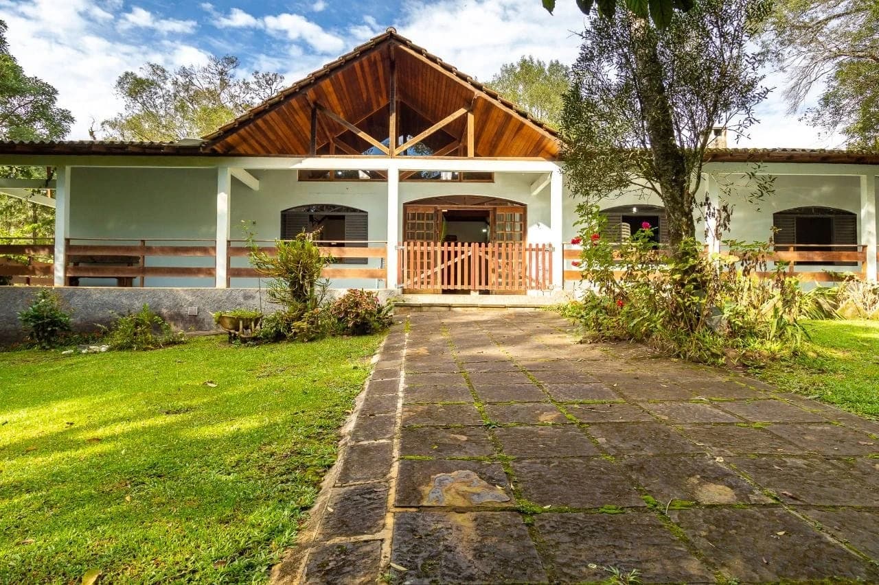 Chácara em Bocaiuva do Sul com 39.000M², a 10 minutos do centro ,com varias Benfeitorias  